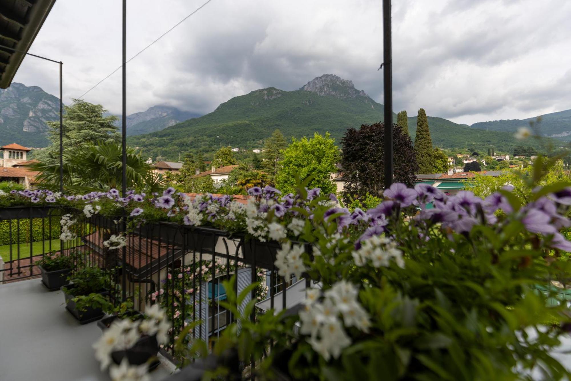 Maji Como Lake Mandello del Lario Exterior photo
